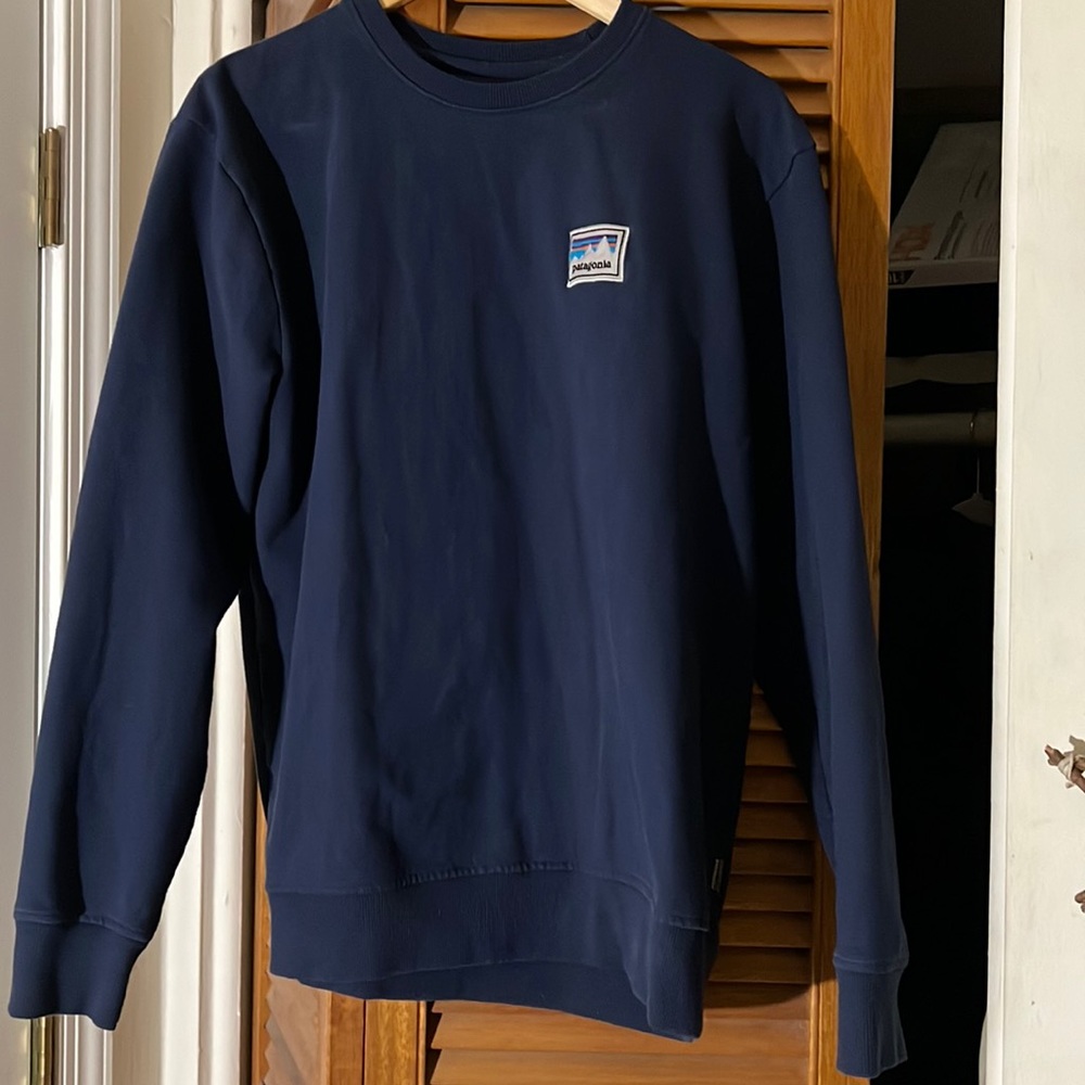 Patagonia crew neck sweatshirt